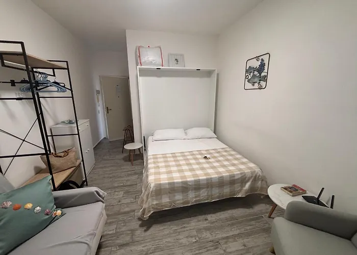 Ashur Apartments Mondello
